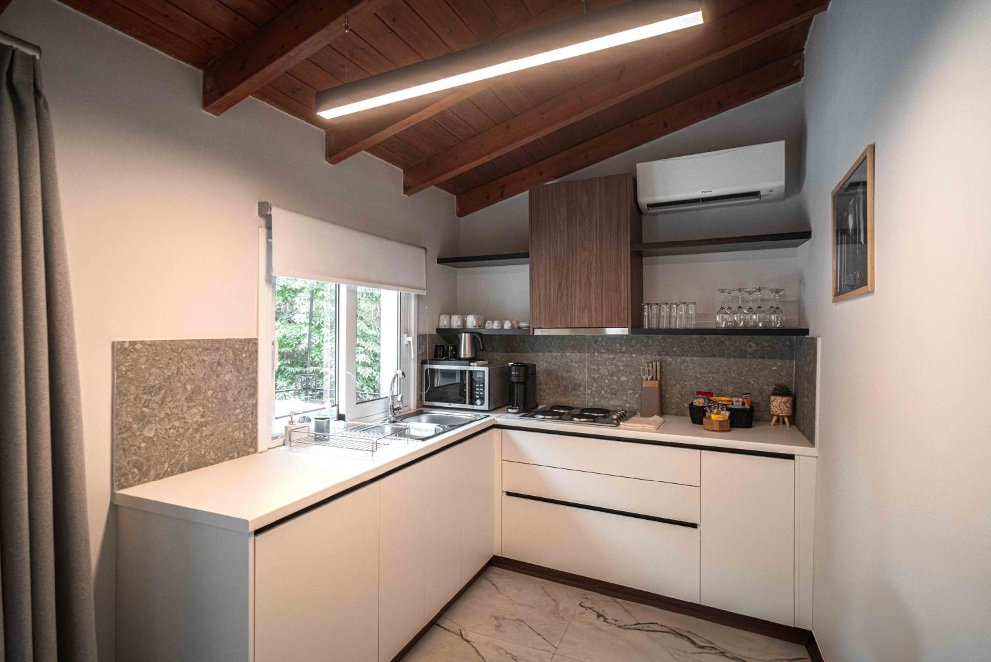 Belle Athenes - Luxury Rooms At Monastiraki Railway Station エクステリア 写真