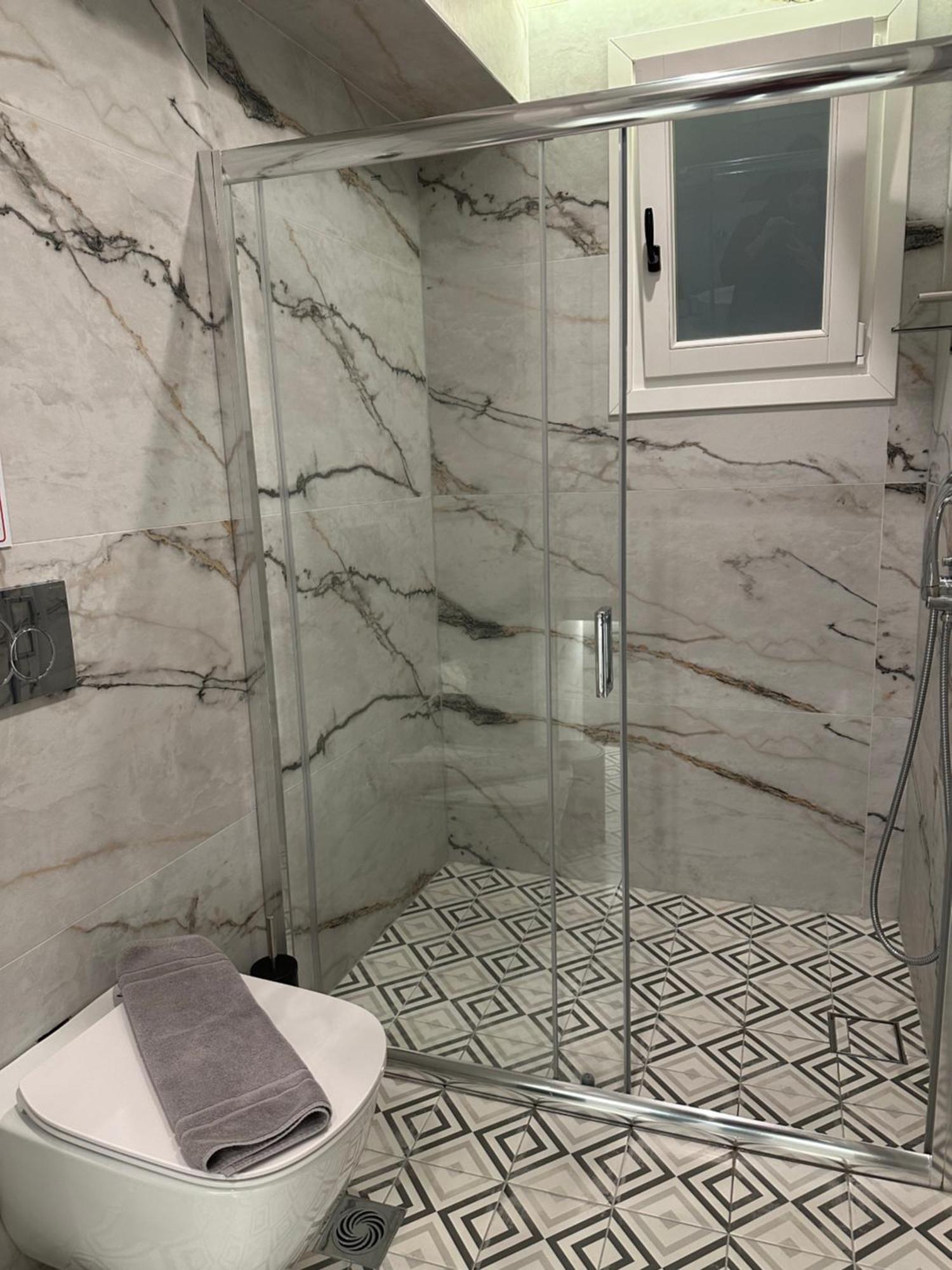 Belle Athenes - Luxury Rooms At Monastiraki Railway Station エクステリア 写真