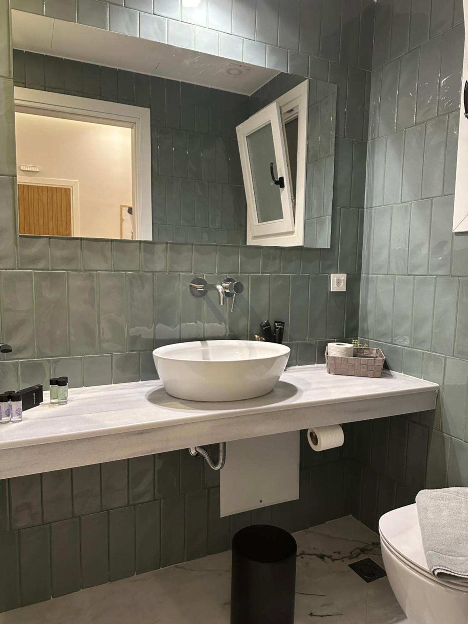 Belle Athenes - Luxury Rooms At Monastiraki Railway Station エクステリア 写真