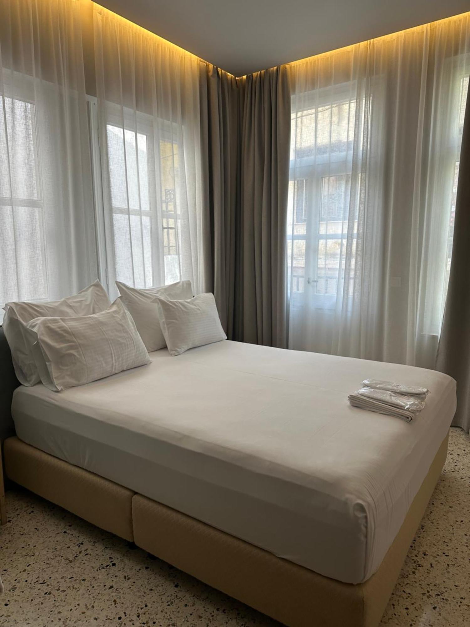 Belle Athenes - Luxury Rooms At Monastiraki Railway Station エクステリア 写真