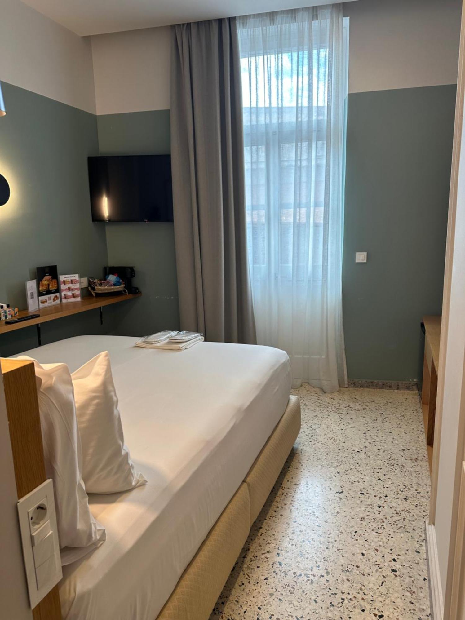 Belle Athenes - Luxury Rooms At Monastiraki Railway Station エクステリア 写真